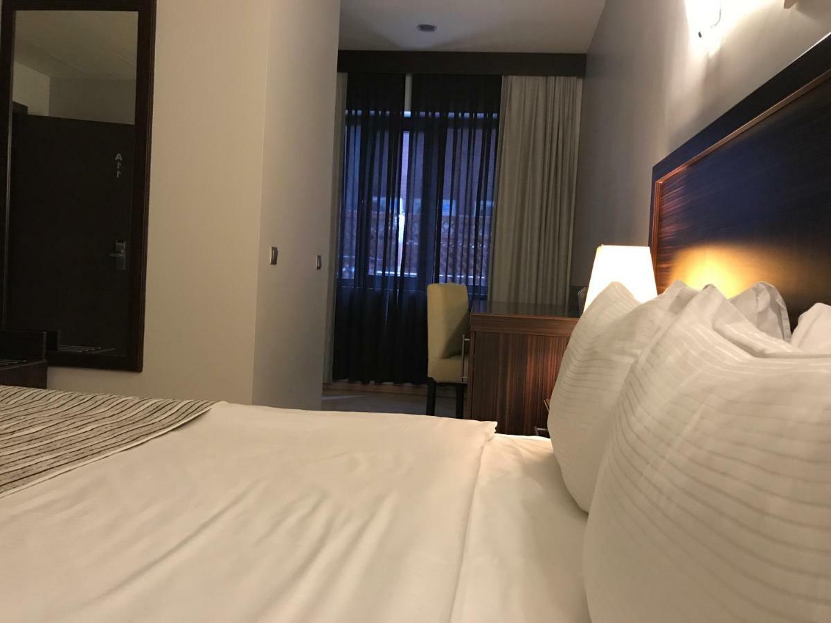 Mim Hotel Provincia di Istanbul Esterno foto